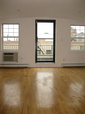 Rented by Tower Brokerage | media 30