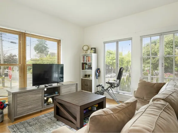 2201 Derby St, Berkeley, CA