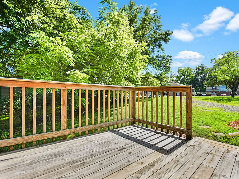 2447 Whitfield Rd — Photo 15
