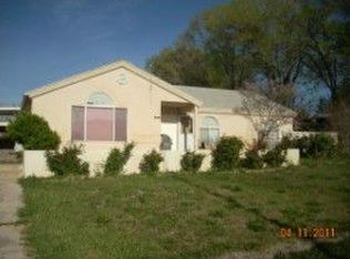 235 N 300 W, Hurricane, UT 84737