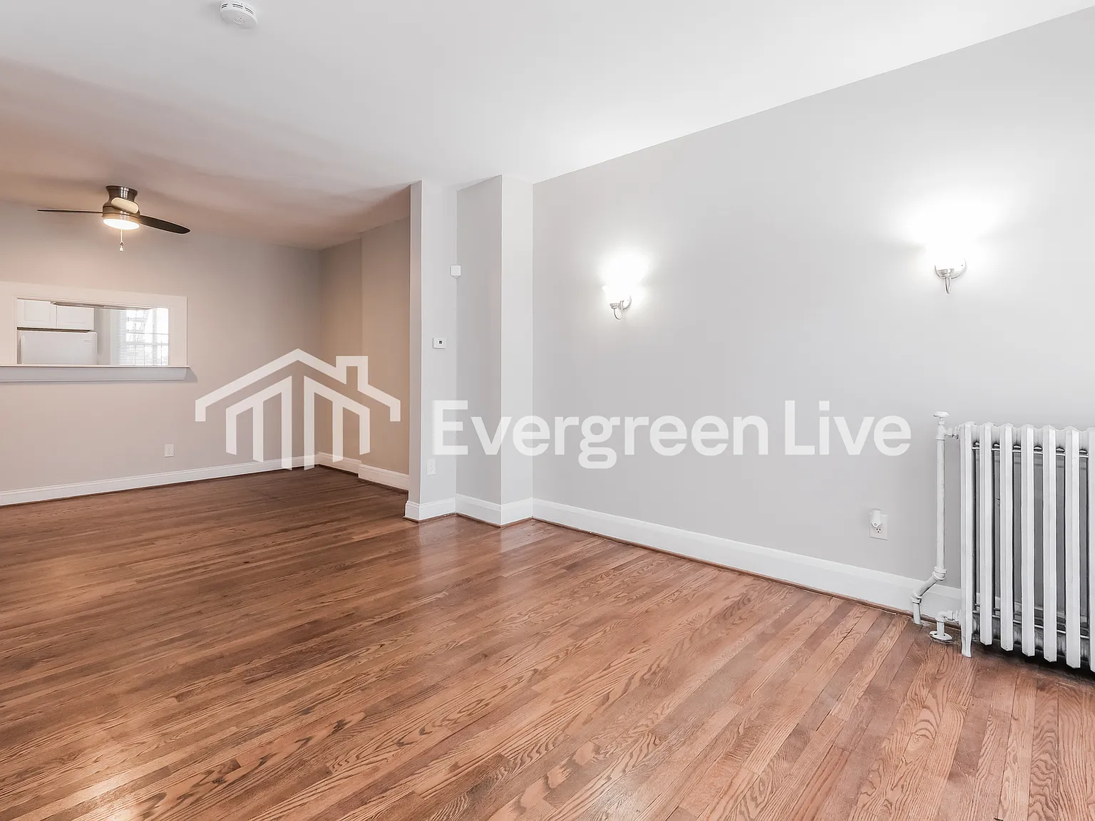 3 bed, 2.0 bath, 1204 sqft, $1,395 — Photo 2