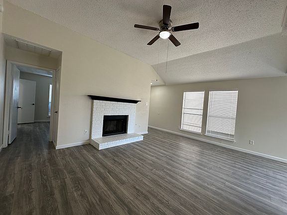 4th image of 551 Stonewall Way