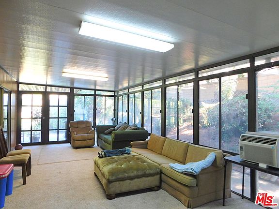 4th image of 15303 Tacuba Dr