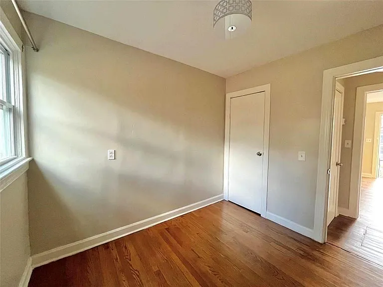 1449 Lynford Dr SW — Photo 15