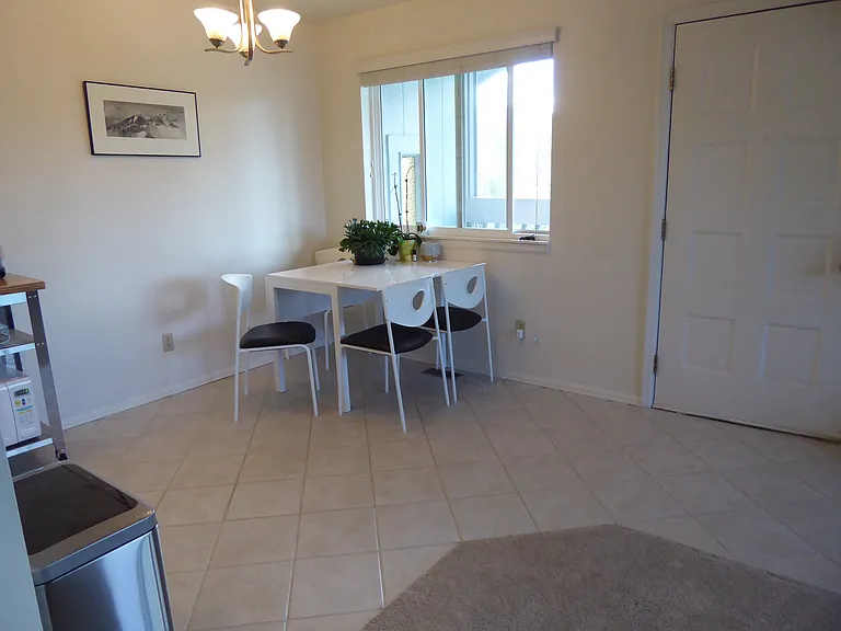 1101 Monroe Dr #D — Photo 5