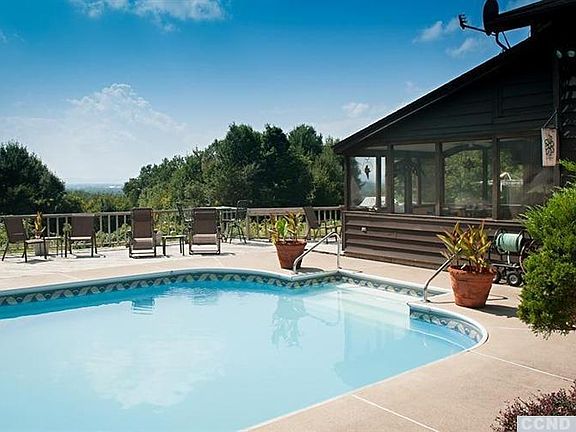 5th image of 139 Crestview Dr