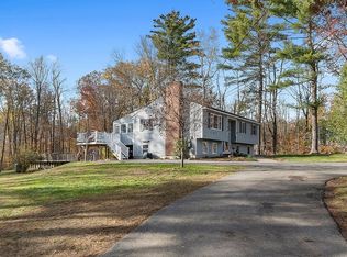 161 Lunenburg Rd, Townsend, MA 01474