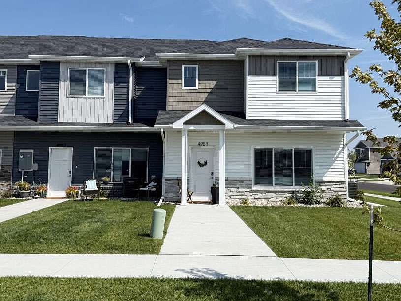 Valley View Town Homes