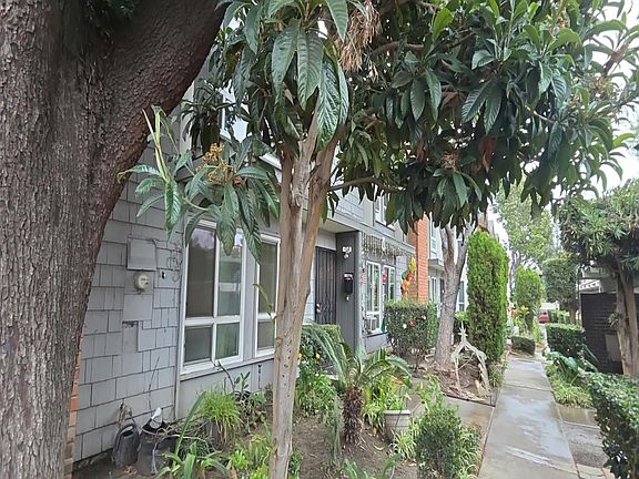 3rd image of 16647 Montego Way