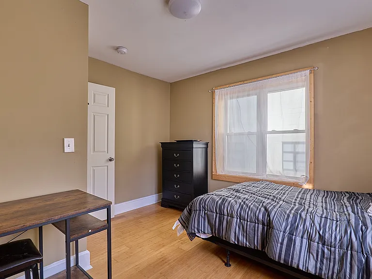 198 Court St #8 — Photo 11