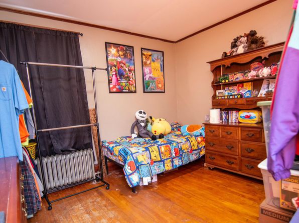 lewiston-maine-125392318 picture