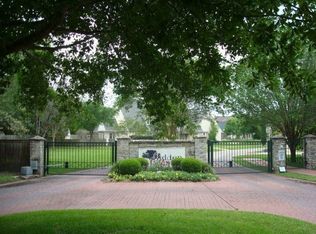 32 Meadow Vw, Victoria, TX 77904