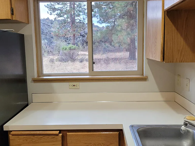 60227 Ochoco Cir — Photo 21