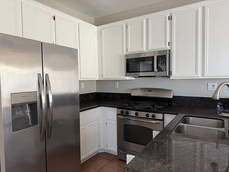 7600 Vista Hills Dr — Photo 9