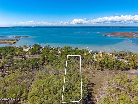 3rd image of 975 Crow Hill Rd Lot 11