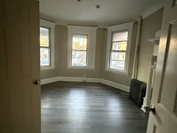 5th image of 243 S Clinton St #1A
