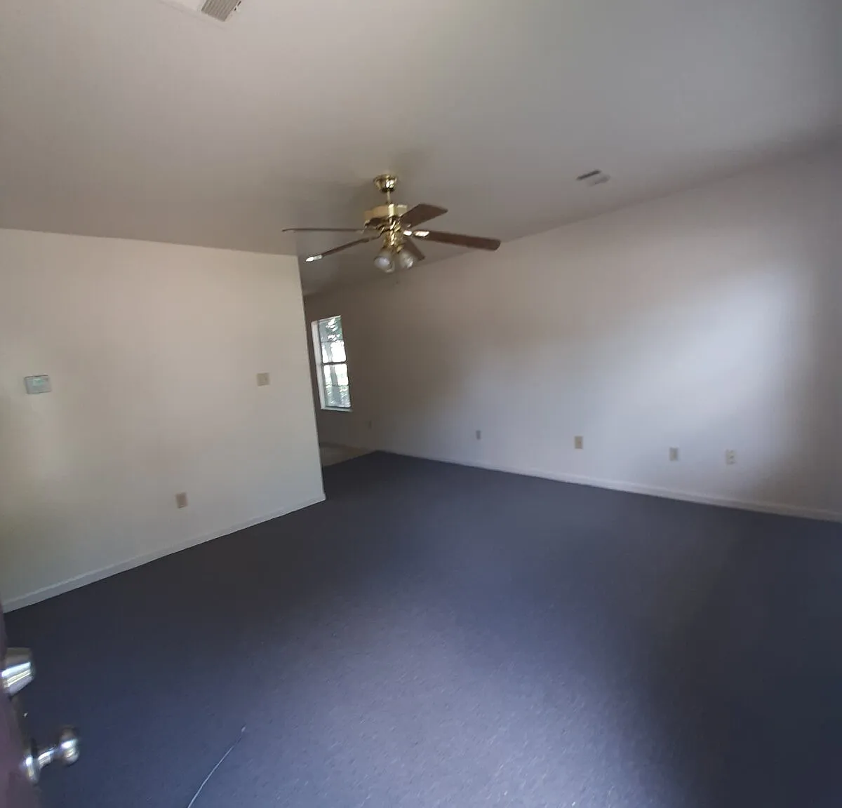 2 bed, 2.0 bath, 924 sqft, $975 — Photo 3