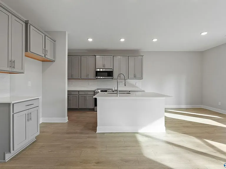 1755 Stampede Cir SE — Photo 25