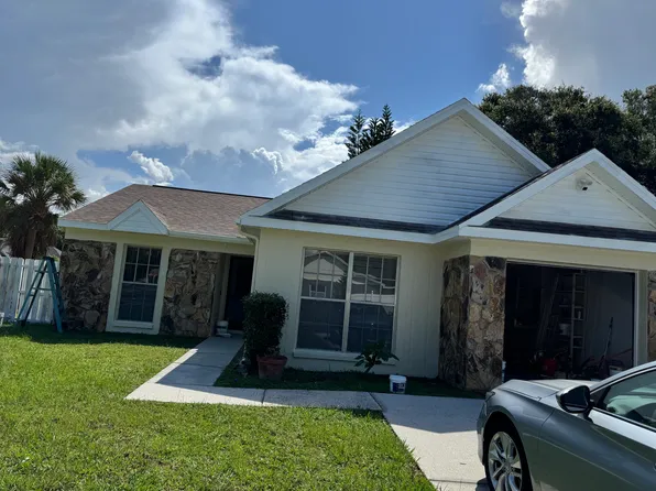 9247 Camino Villa Blvd, Tampa, FL 33635