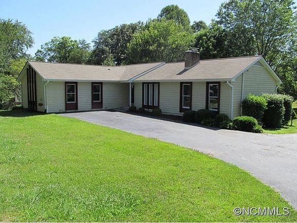 1st image of 315 Melissa Way