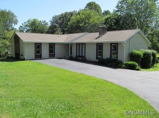 315 Melissa Way, Hendersonville, NC 28791
