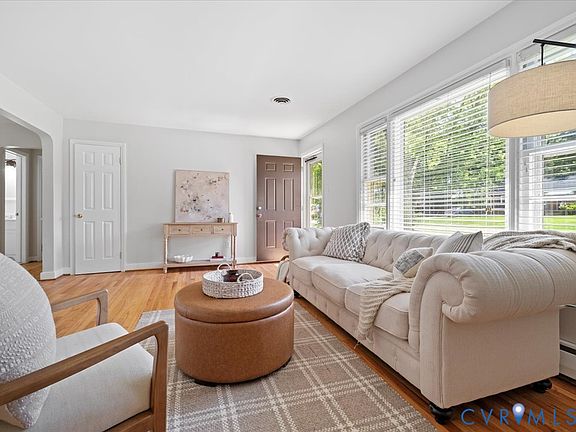 3rd image of 3406 Lanceor Dr