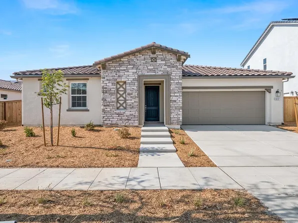 617 Stone Crest Ave, Madera, CA 93636