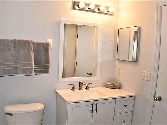 4th image of 751 Ginger Mill Dr