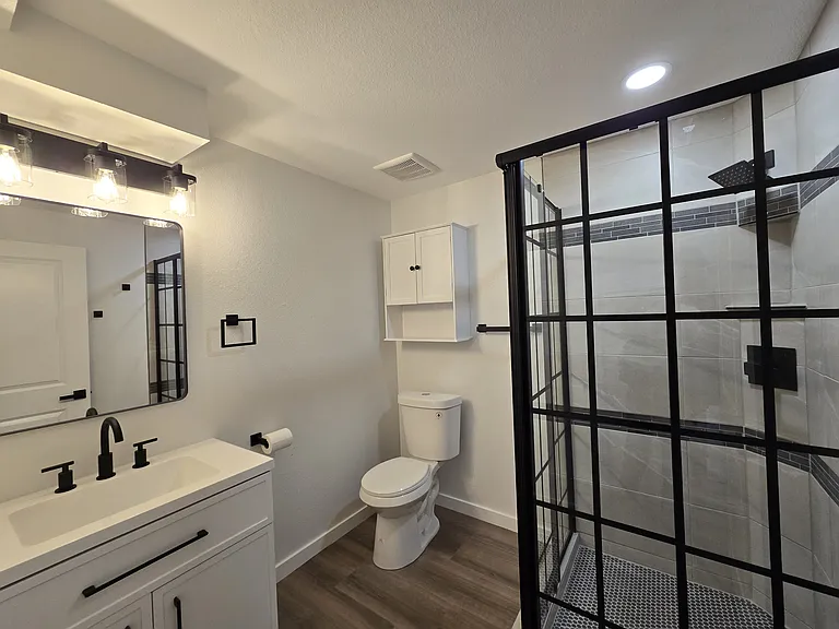 738 E Fountain Blvd — Photo 18