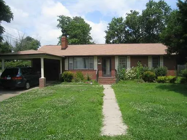 23 Westminister Dr, Hampton, VA 23666