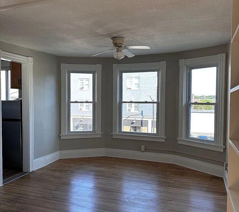381 Meigs Street