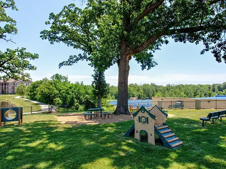 Heights at Delaware Ridge — Photo 12