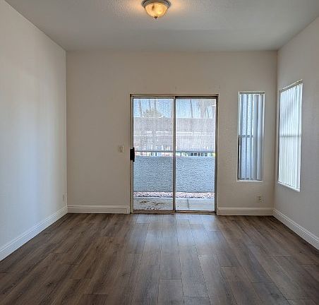 3rd image of 2201 Ramsgate Dr APT 116