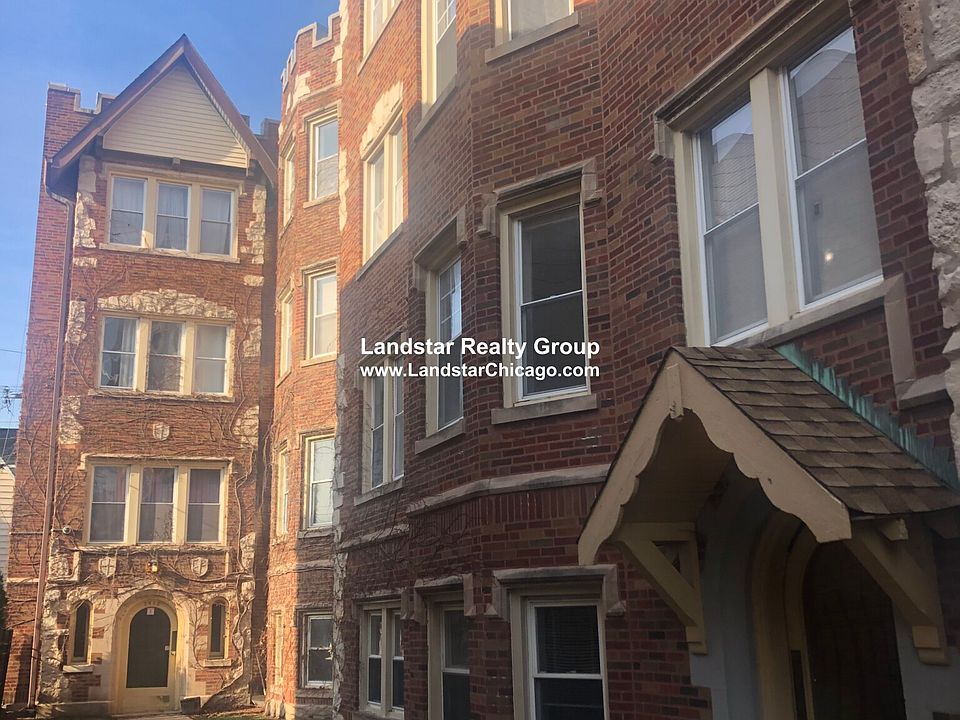1st image of 2440 N Hamlin Ave APT 1B