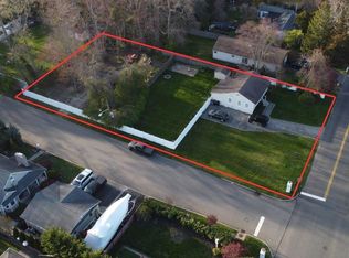 288 Vanderbilt Blvd, Oakdale, NY