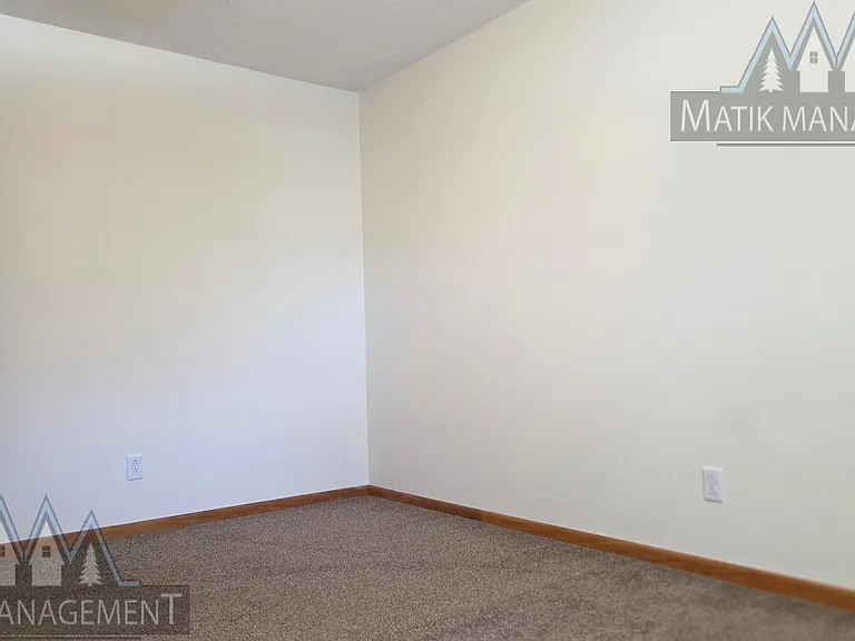 820 S Lakeshore Dr #2 — Photo 15