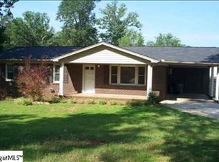 2 Kenmore Dr, Piedmont, SC 29673