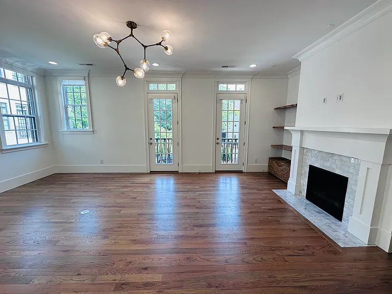 2820 Hillside Springs Dr — Photo 14