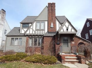 17516 Daleview Dr, Lakewood, OH