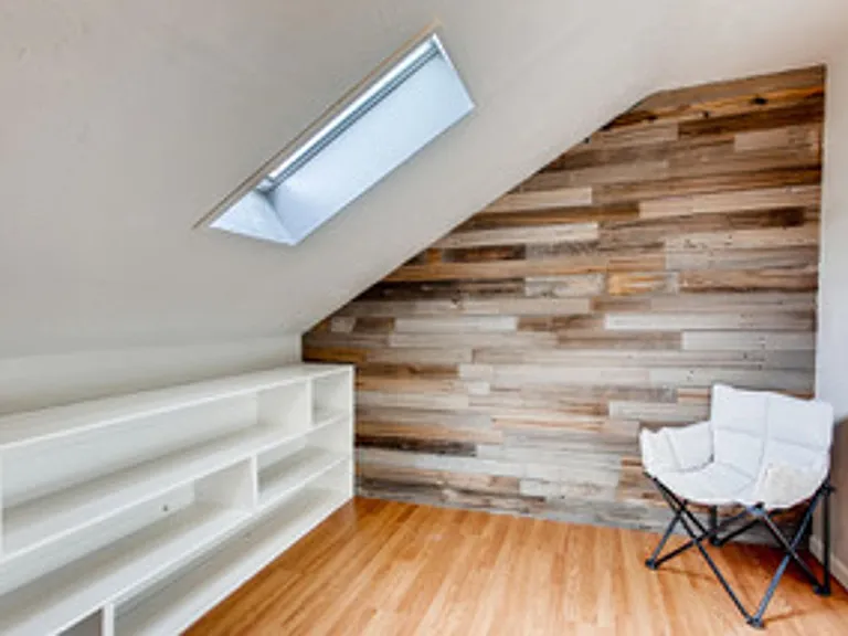 3135 Bell Dr — Photo 10