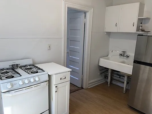 Rented by Parkway CRG Ltd. | media 23