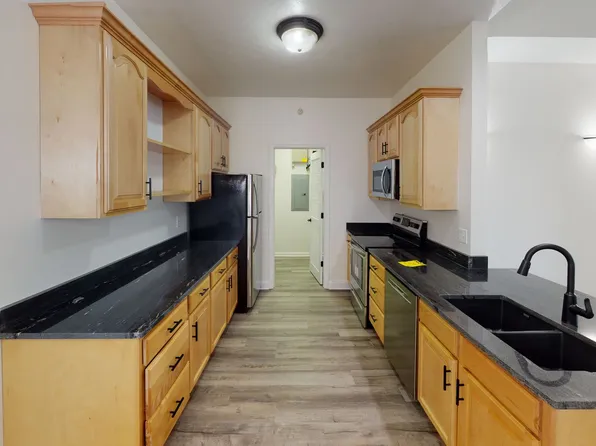 236 Adams Pointe Blvd #5, Mars, PA 16046