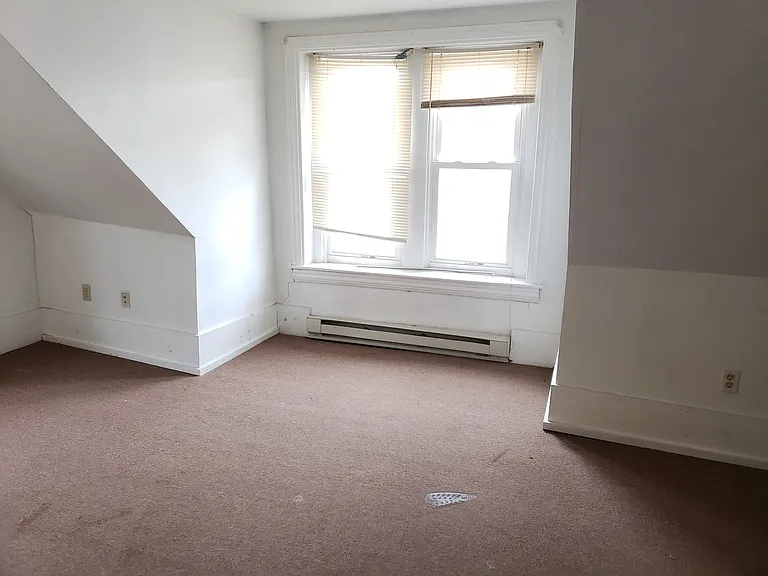 502 Cherokee St — Photo 10