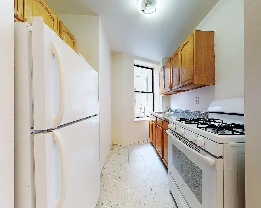 117 West 116th Street — Photo 3