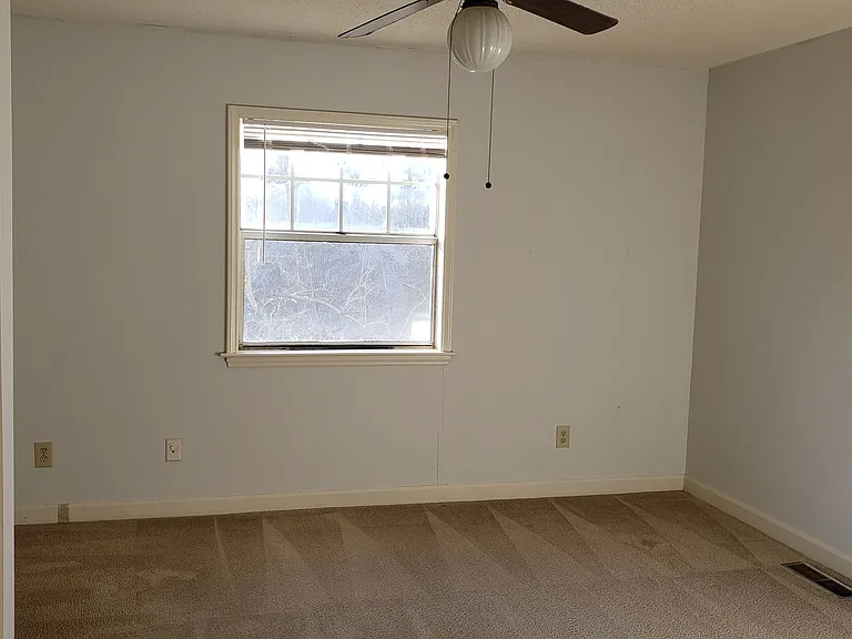 2506 Avent Ferry Rd — Photo 4