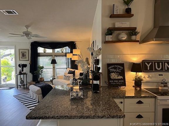 5th image of 2555 Pga Blvd Lot 157