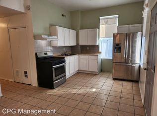 3921 W Grenshaw St #2, Chicago, IL 60624