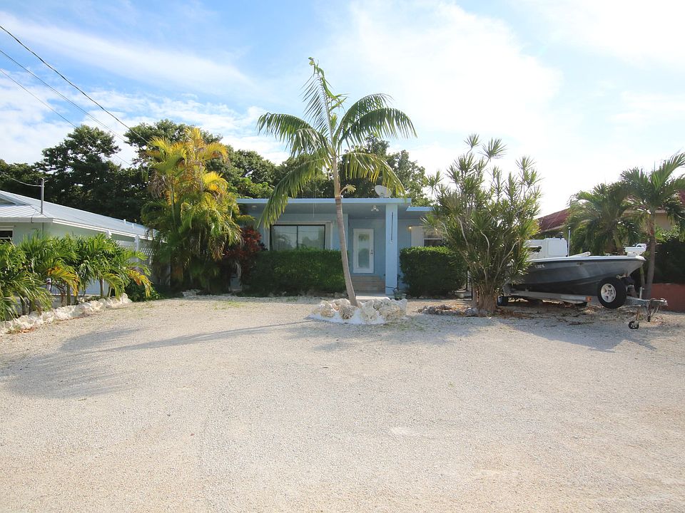 1st image of 130 Coral Ave