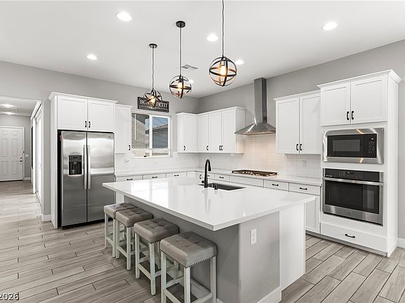4th image of 117 Barton Bay Ave