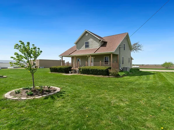 200 N West St, Chana, IL 61015